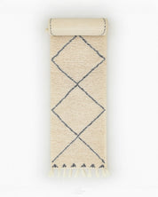 Diamond Beni Ourain Runner 2 X 6 Ft | 60 X 180 Cm / With Tassels / Short (0.4” / 1 cm)