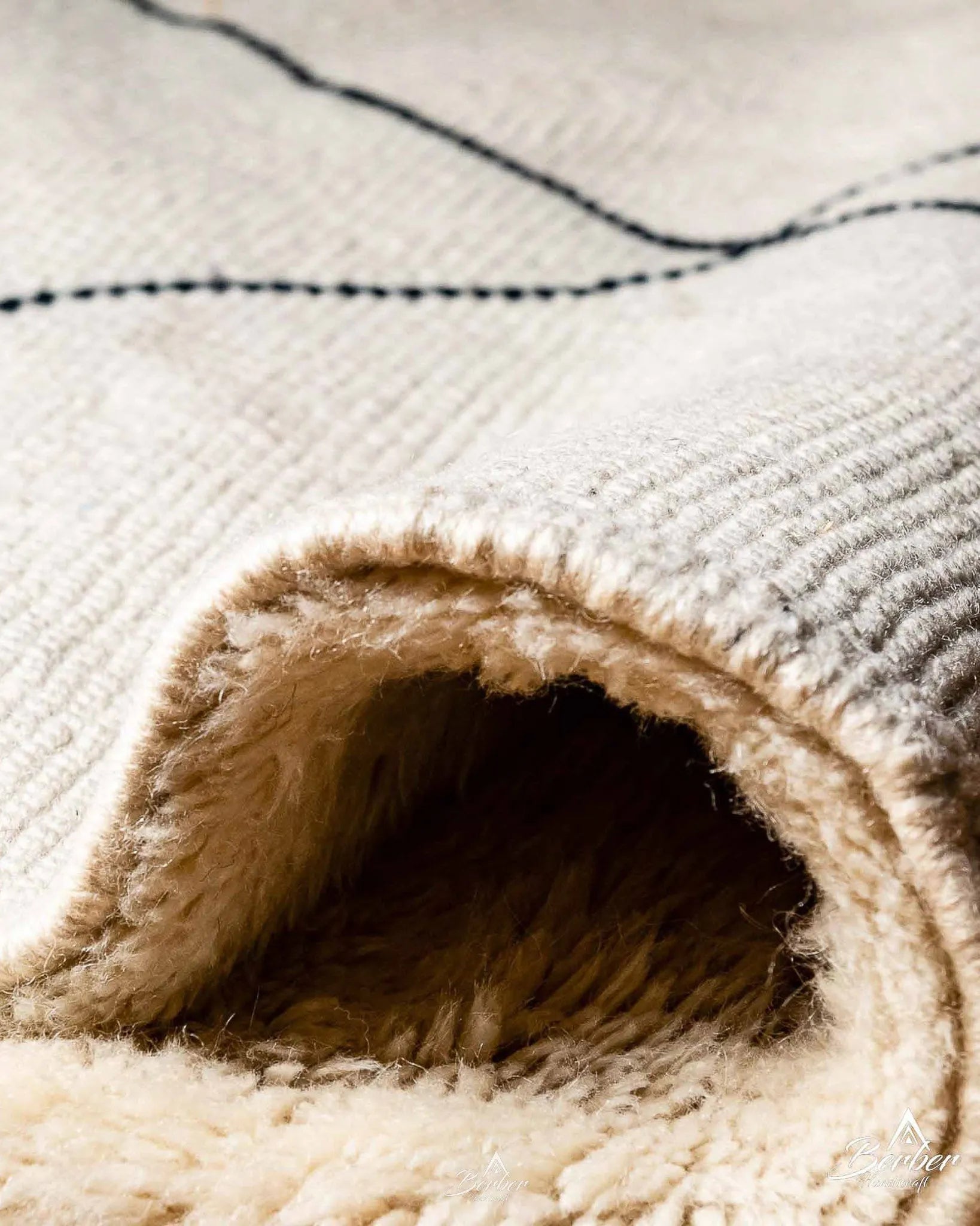Fluffy Moroccan carpet 3 X 5 Ft | 90 X 150 Cm / With Tassels / Short (0.4” / 1 cm)
