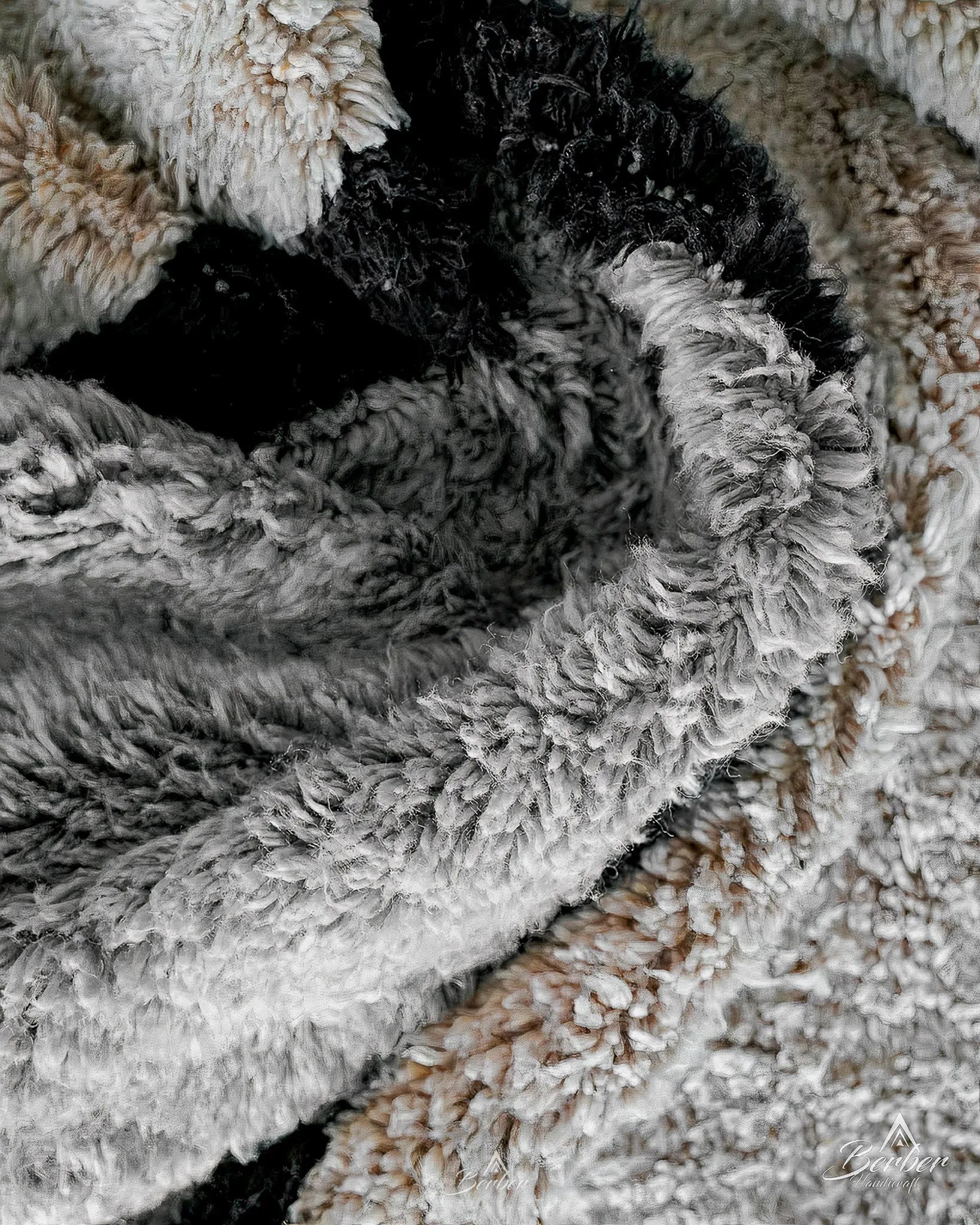 Fluffy Wool Moroccan Rug 3 X 5 Ft | 90 X 150 Cm