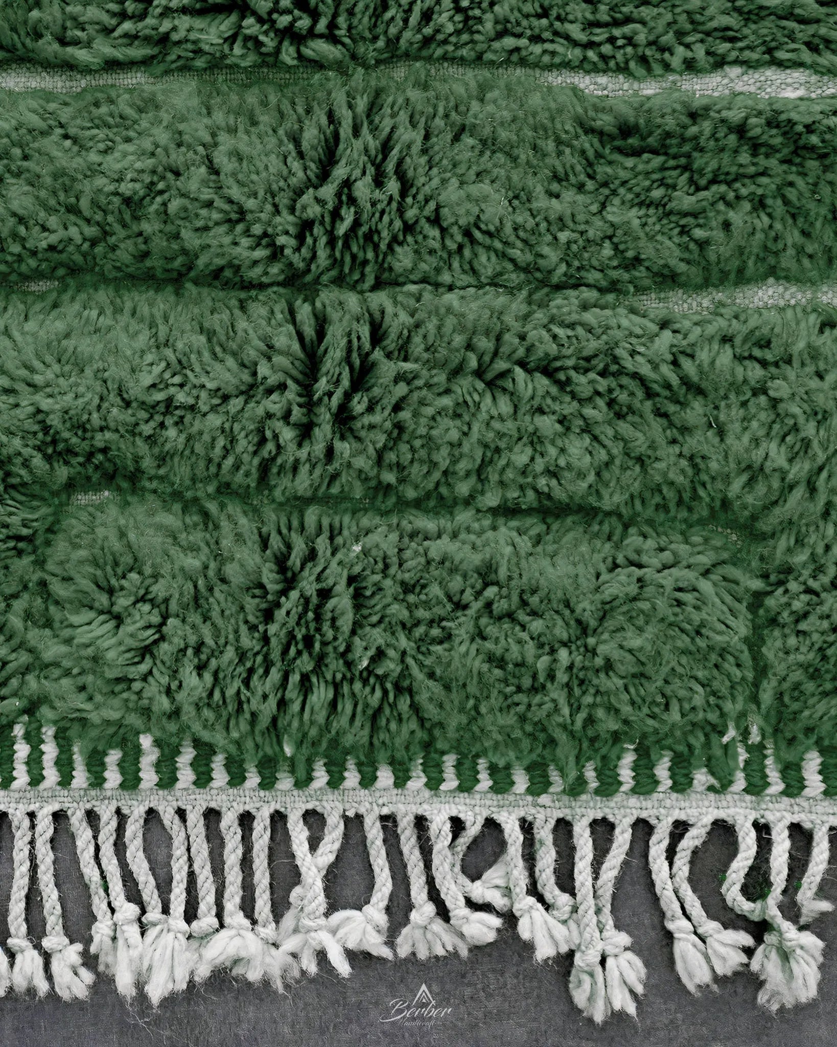 Green Berber Carpet 3 X 5 Ft | 90 X 150 Cm / With Tassels / Short (0.4” / 1 cm)