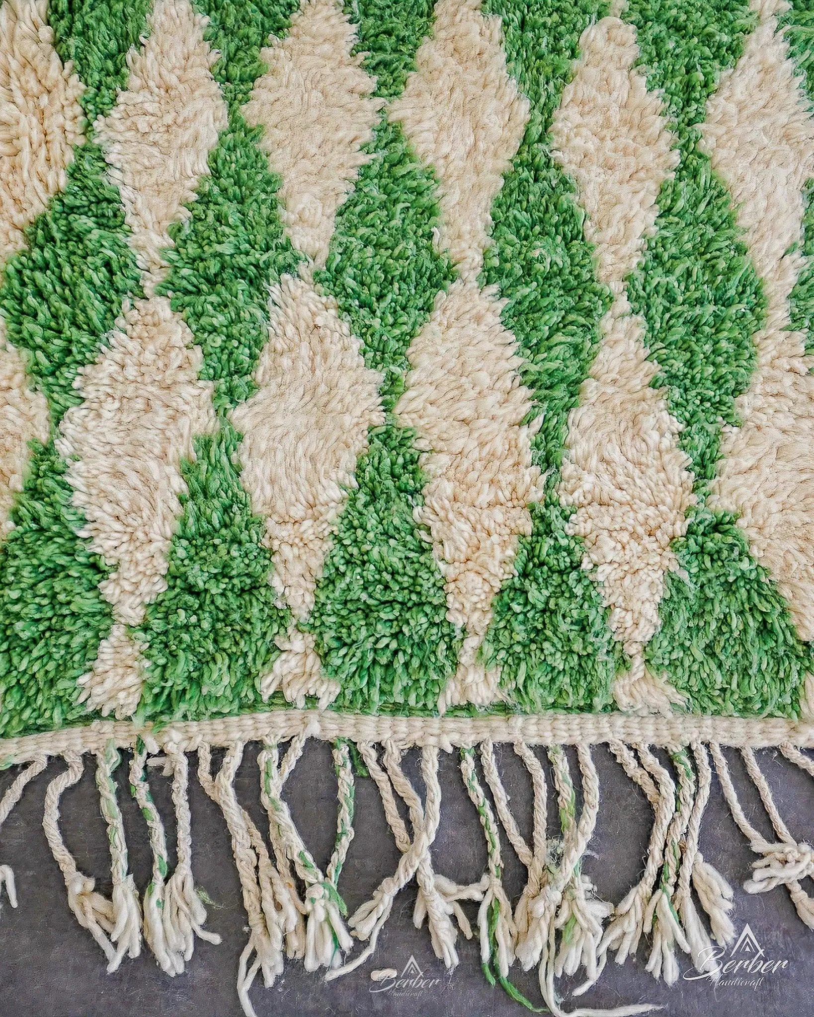 Green Checkered Moroccan Rug 3 X 5 Ft | 90 X 150 Cm / With Tassels / Short (0.4” / 1 cm)