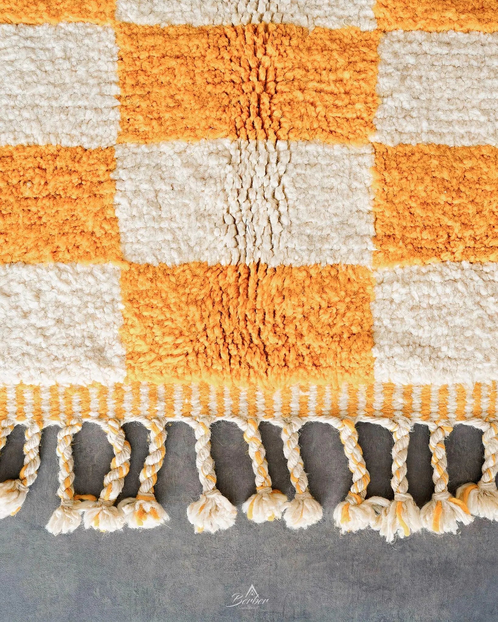 Green Yellow Checkered Rug 3 X 5 Ft | 90 X 150 Cm / With Tassels / Short (0.4” / 1 cm)