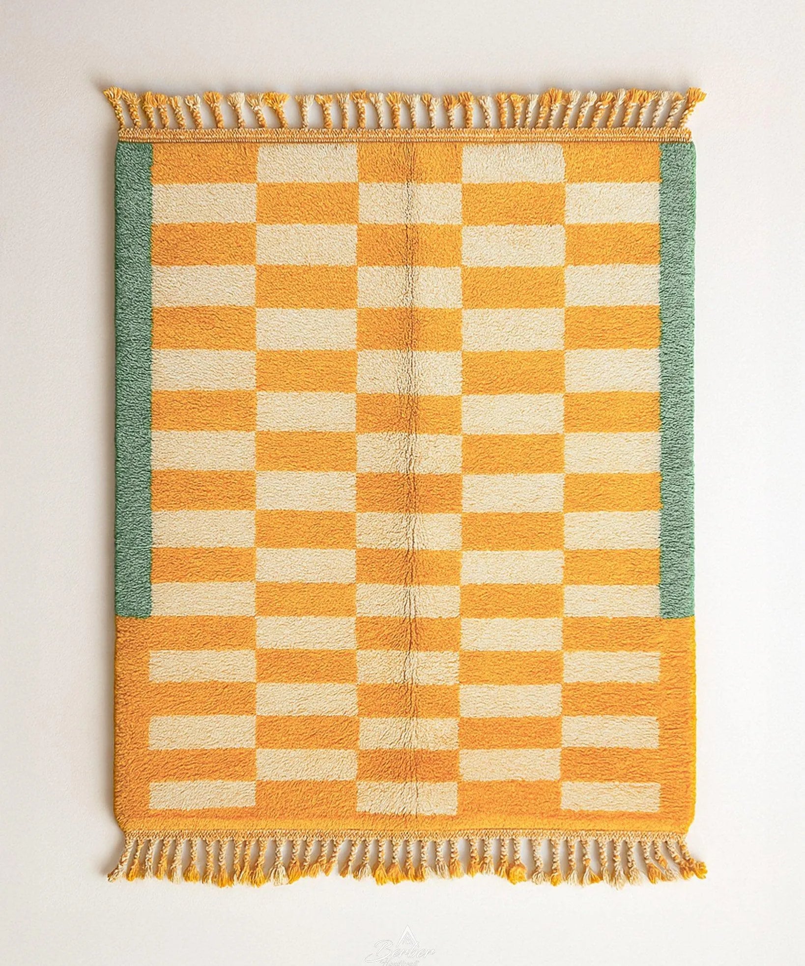  1 cm)