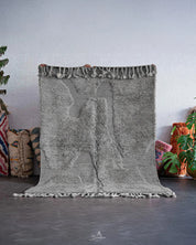 Grey Irregular Rug 3 X 5 Ft | 90 X 150 Cm / With Tassels / Short (0.4” / 1 cm)