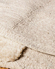 Handknotted Wool Rug 3 X 5 Ft | 90 X 150 Cm / With Tassels / Short (0.4” / 1 cm)