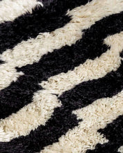 Handmade Checkered Runner 2 X 6 Ft | 60 X 180 Cm / With Tassels / Short (0.4” / 1 cm)