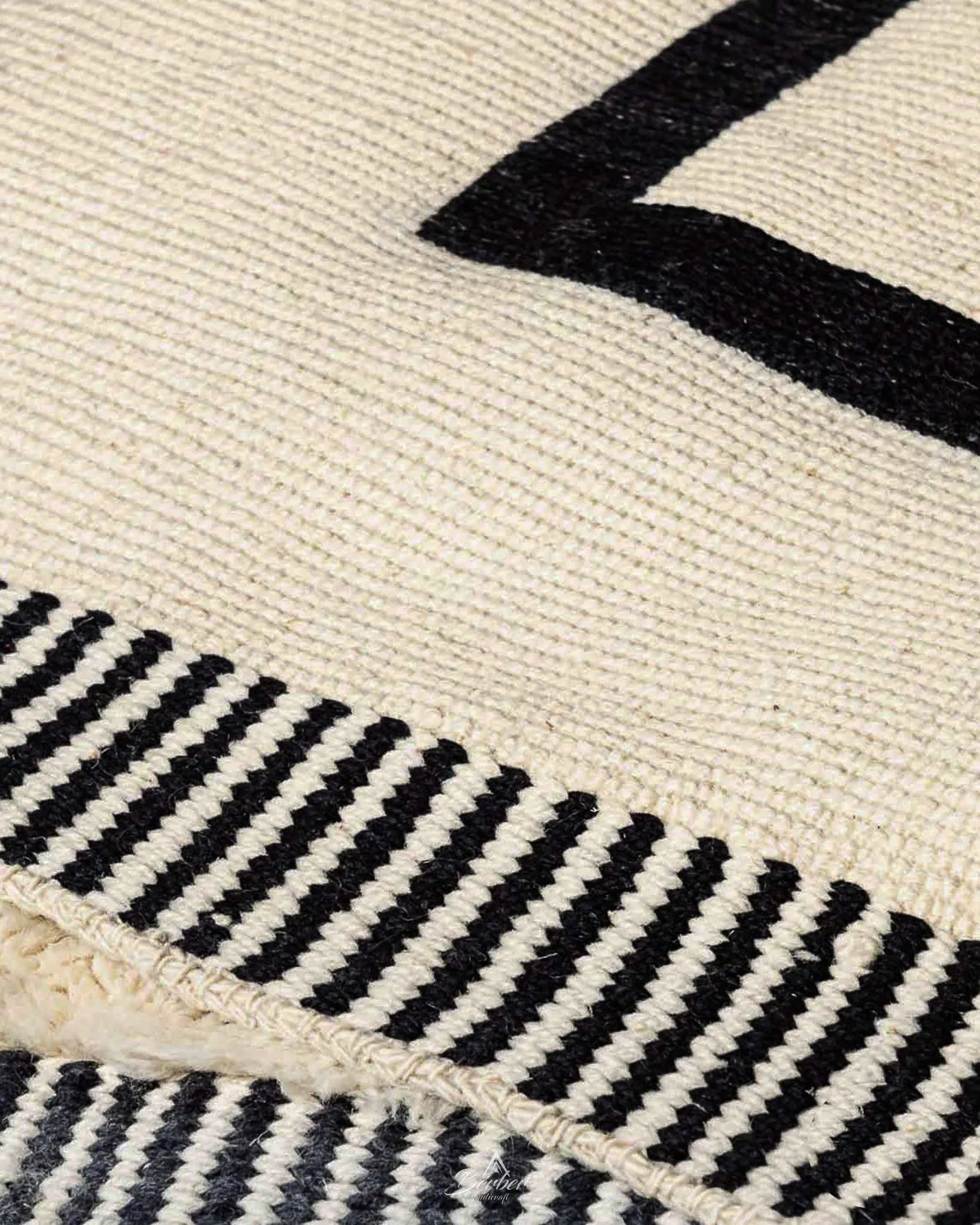 Handmade Rug 3 X 5 Ft | 90 X 150 Cm / With Tassels / Short (0.4” / 1 cm)