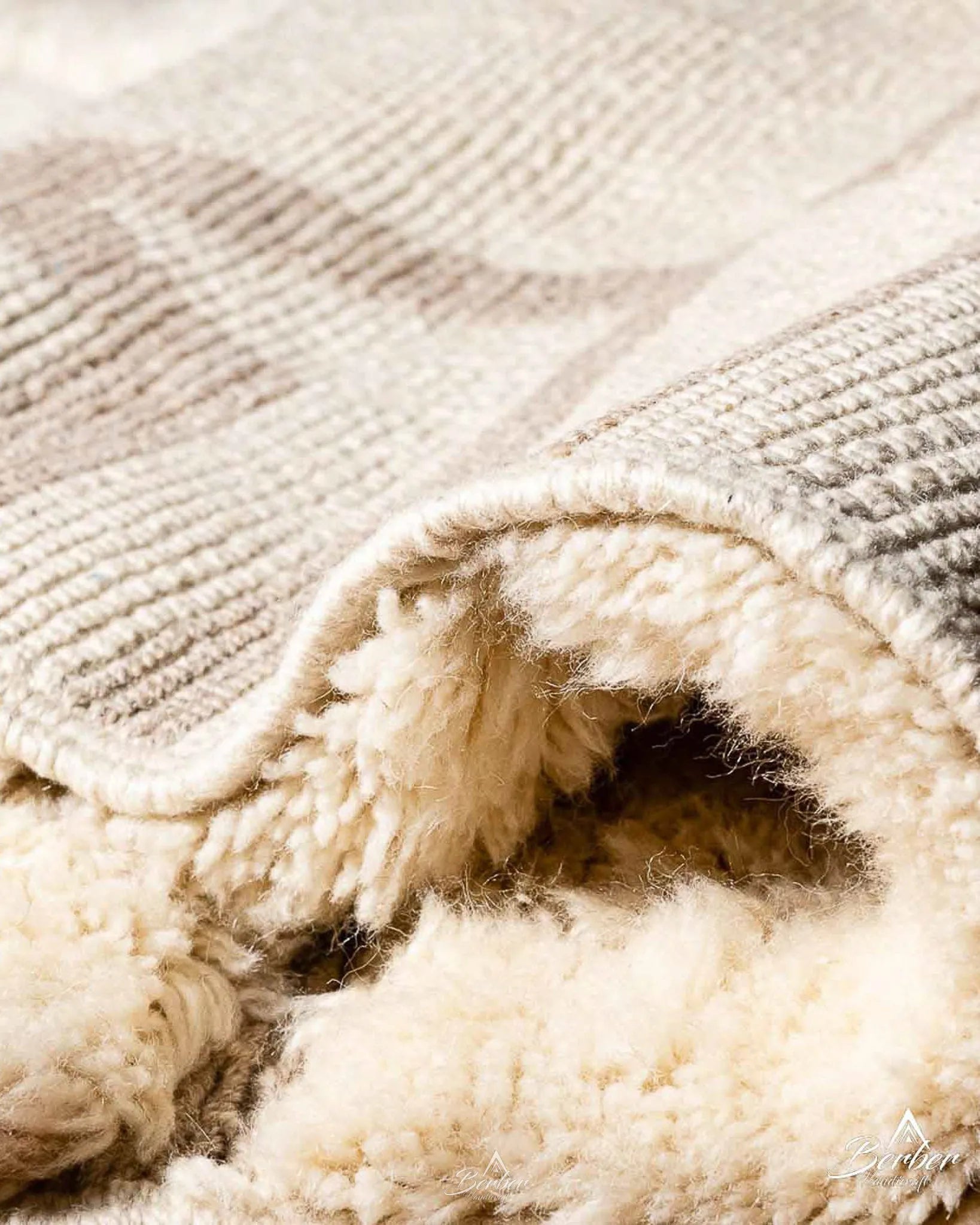 Handmade Traditional Rug 3 X 5 Ft | 90 X 150 Cm / With Tassels / Short (0.4” / 1 cm)