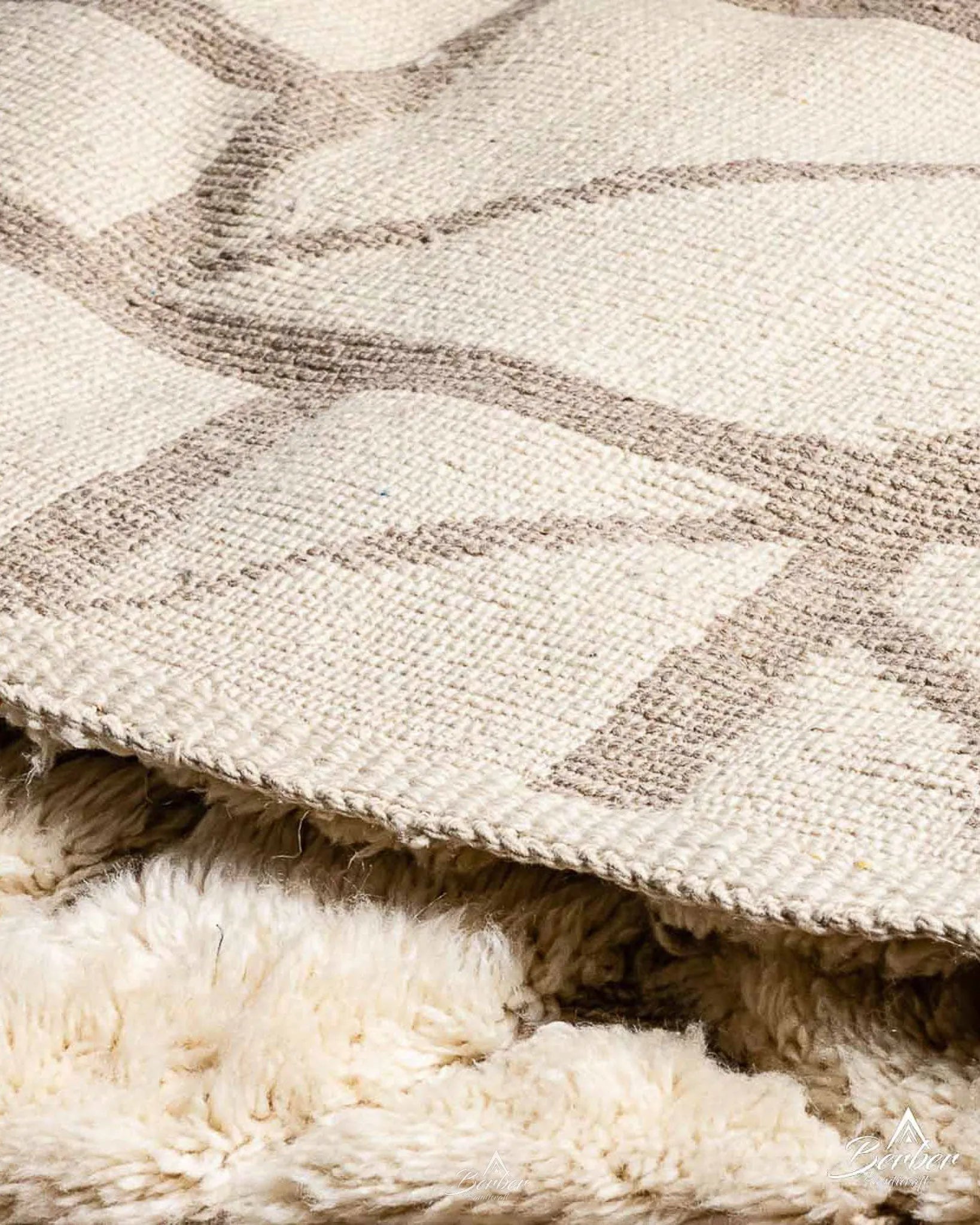 Handmade Traditional Rug 3 X 5 Ft | 90 X 150 Cm / With Tassels / Short (0.4” / 1 cm)