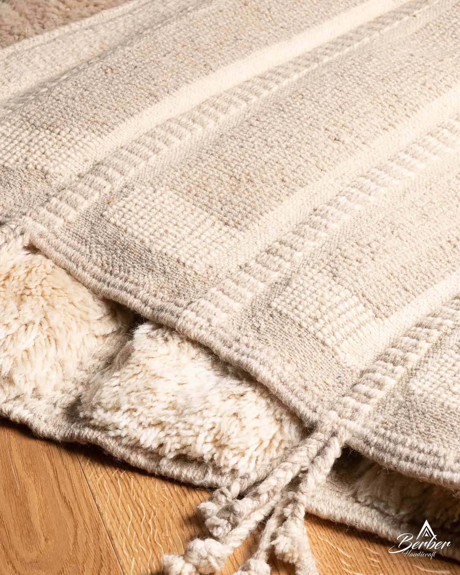 Handmade Wool Rug-Berber Handicraft