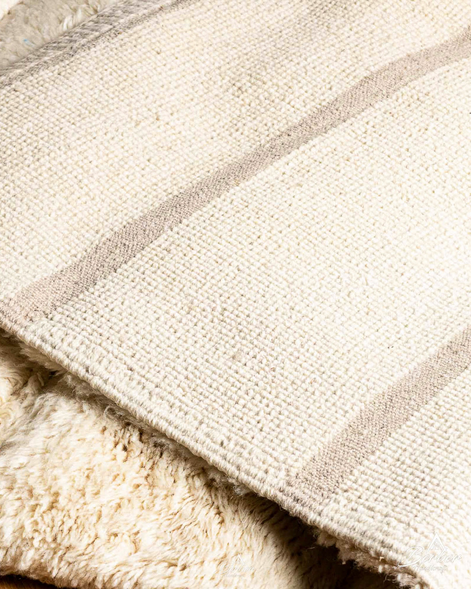 Handwoven Moroccan Rug 3 X 5 Ft | 90 X 150 Cm / With Tassels / Short (0.4” / 1 cm)