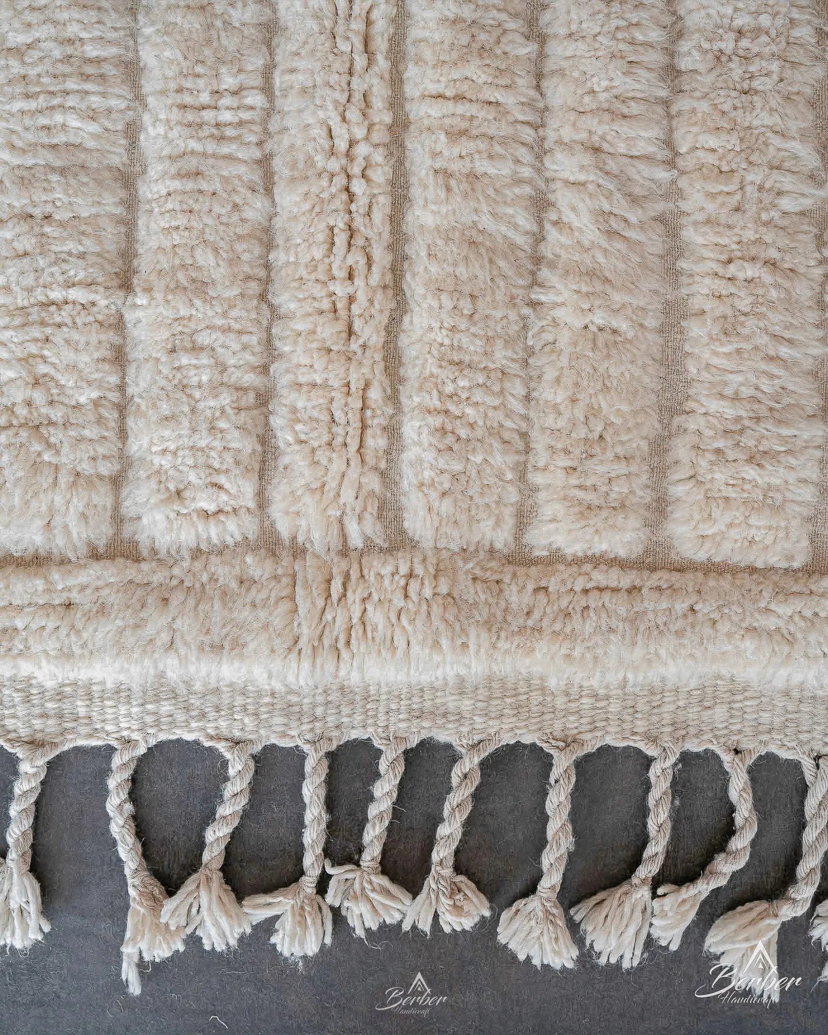 Ivory Moroccan Rug 3 X 5 Ft | 90 X 150 Cm / With Tassels / Short (0.4” / 1 cm)