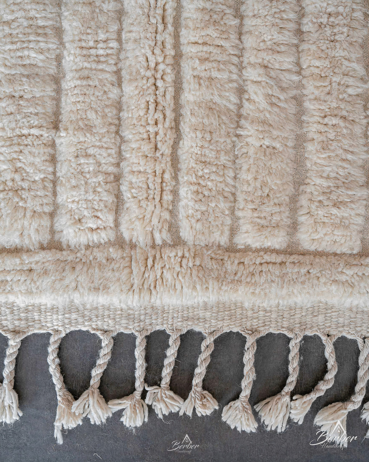 Ivory Moroccan Rug 3 X 5 Ft | 90 X 150 Cm / With Tassels / Short (0.4” / 1 cm)