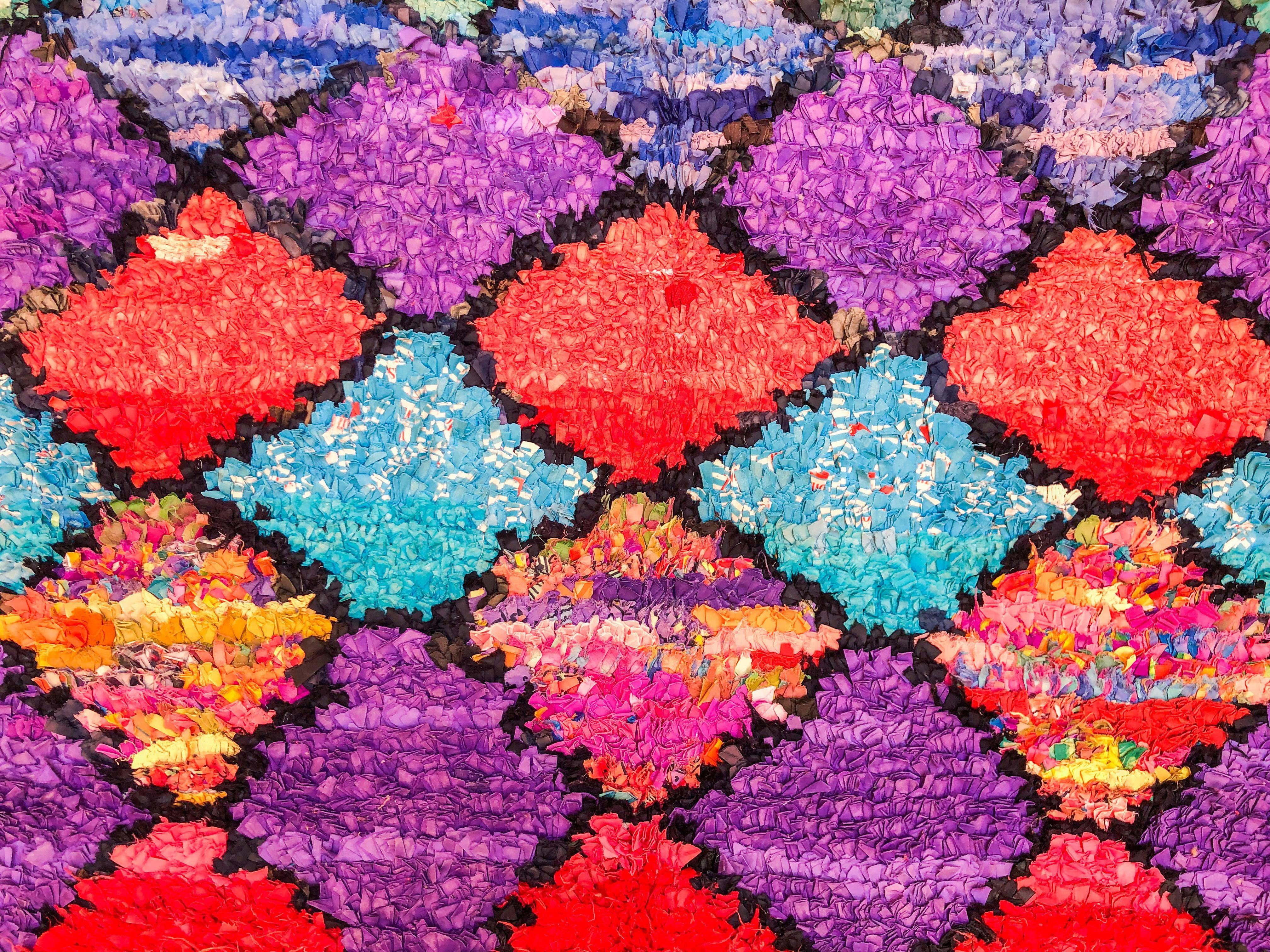 Vintage Boujaad Boucherouite rug-Berber Handicraft