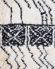 Minimalist Area Rug-Berber Handicraft