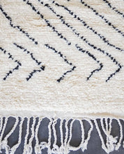 Minimalist Area Rug-Berber Handicraft