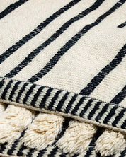 Minimalist Beni Ourain Rug 3 X 5 Ft | 90 X 150 Cm / With Tassels / Short (0.4” / 1 cm)