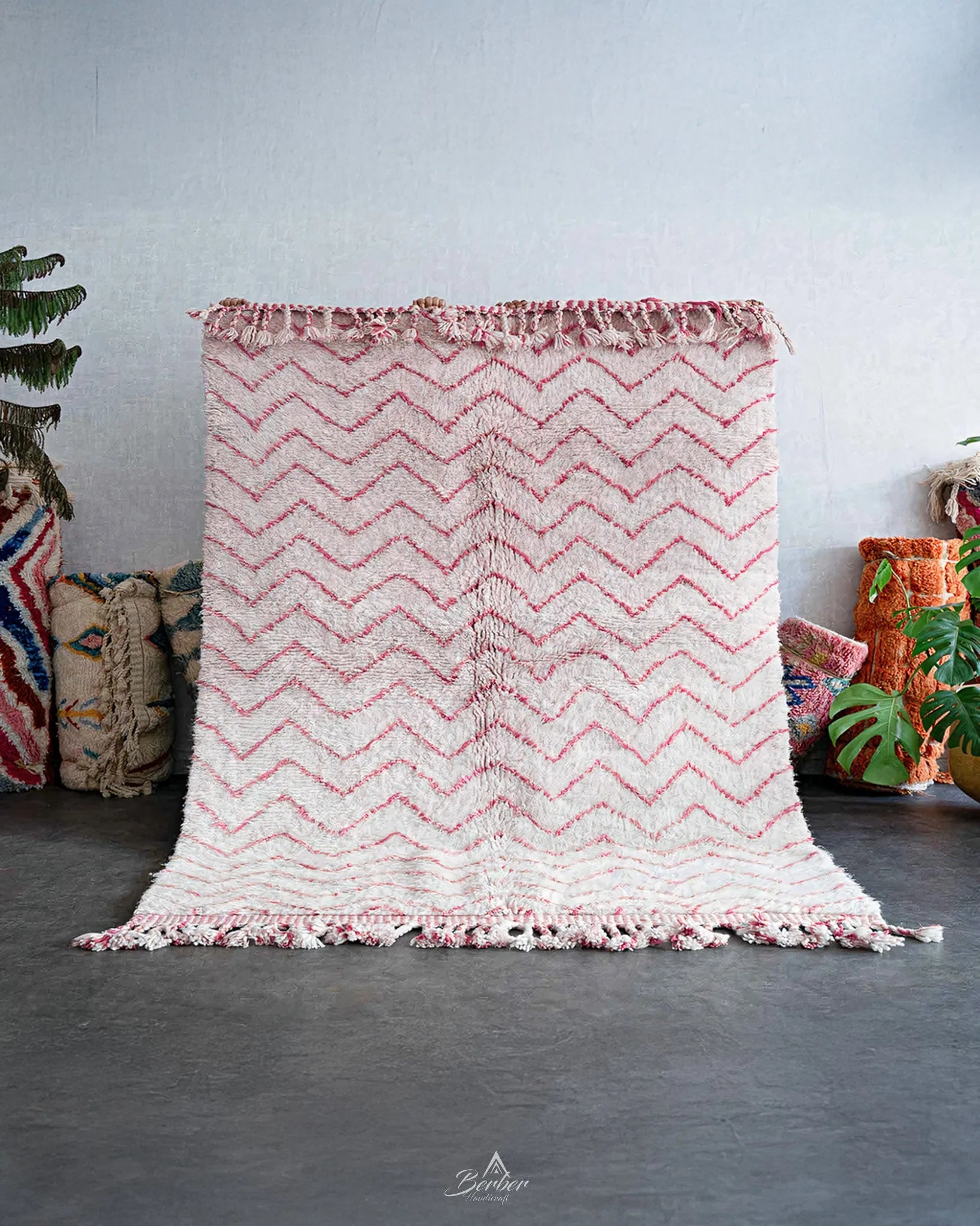 Minimalist Pink Rug 3 X 5 Ft | 90 X 150 Cm / With Tassels / Short (0.4” / 1 cm)