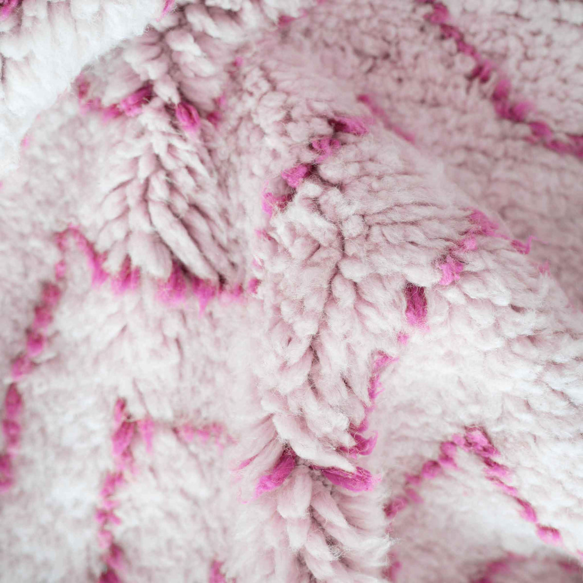 Minimalist Pink Rug - Berber Handicraft