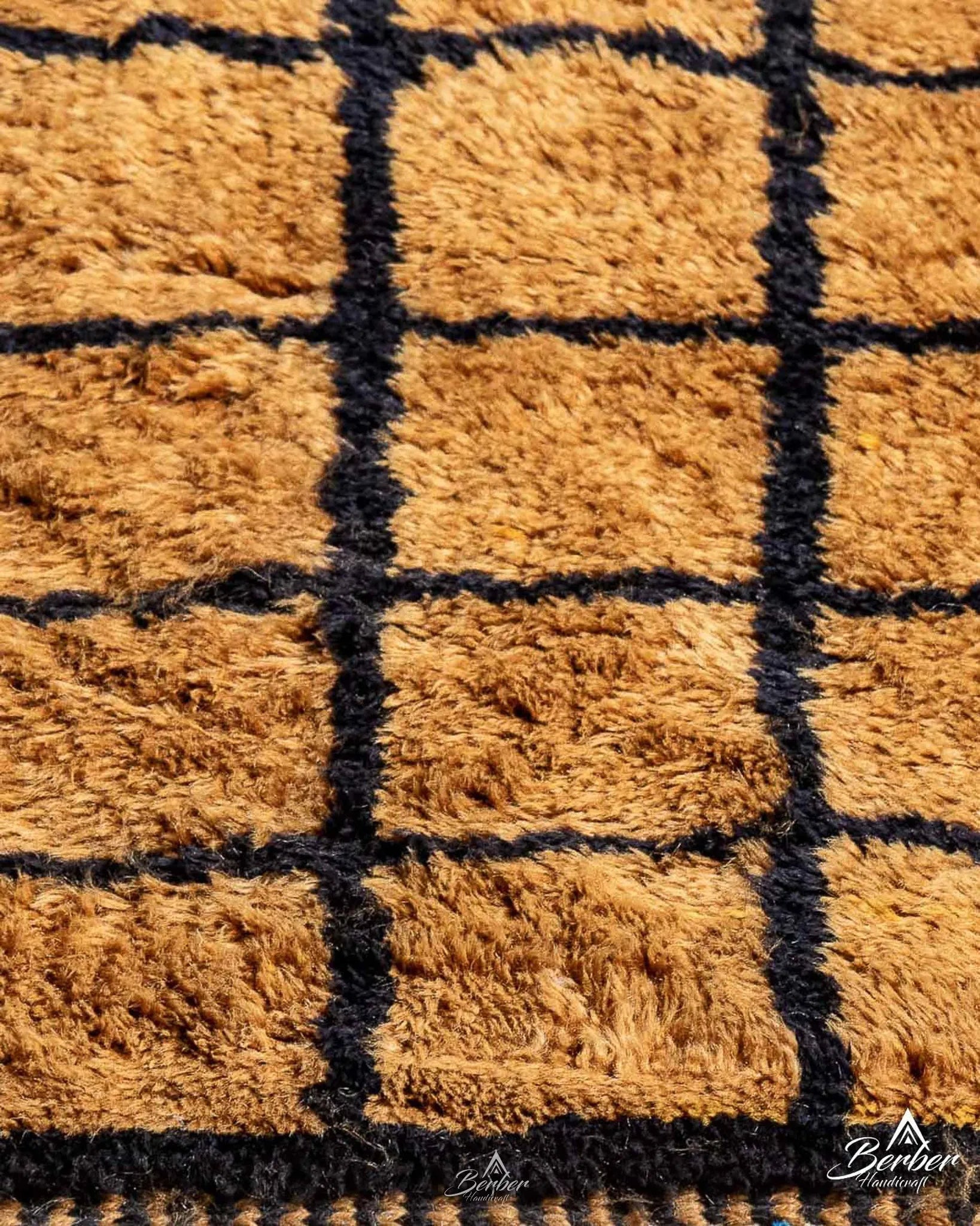 Modern Black and Brown Area Rug 3 X 5 Ft | 90 X 150 Cm / With Tassels / Short (0.4” / 1 cm)