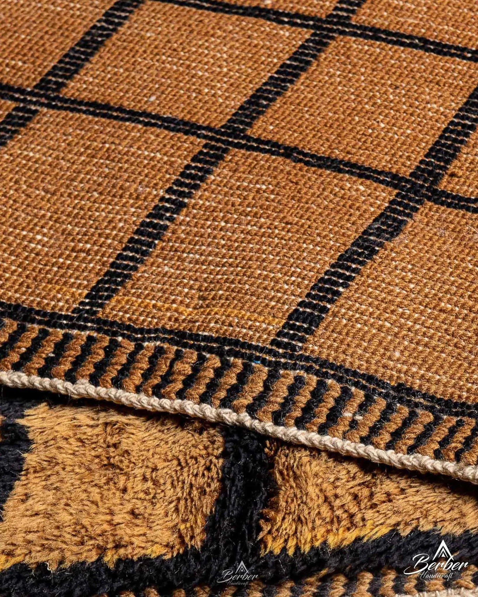 Modern Black and Brown Area Rug 3 X 5 Ft | 90 X 150 Cm / With Tassels / Short (0.4” / 1 cm)