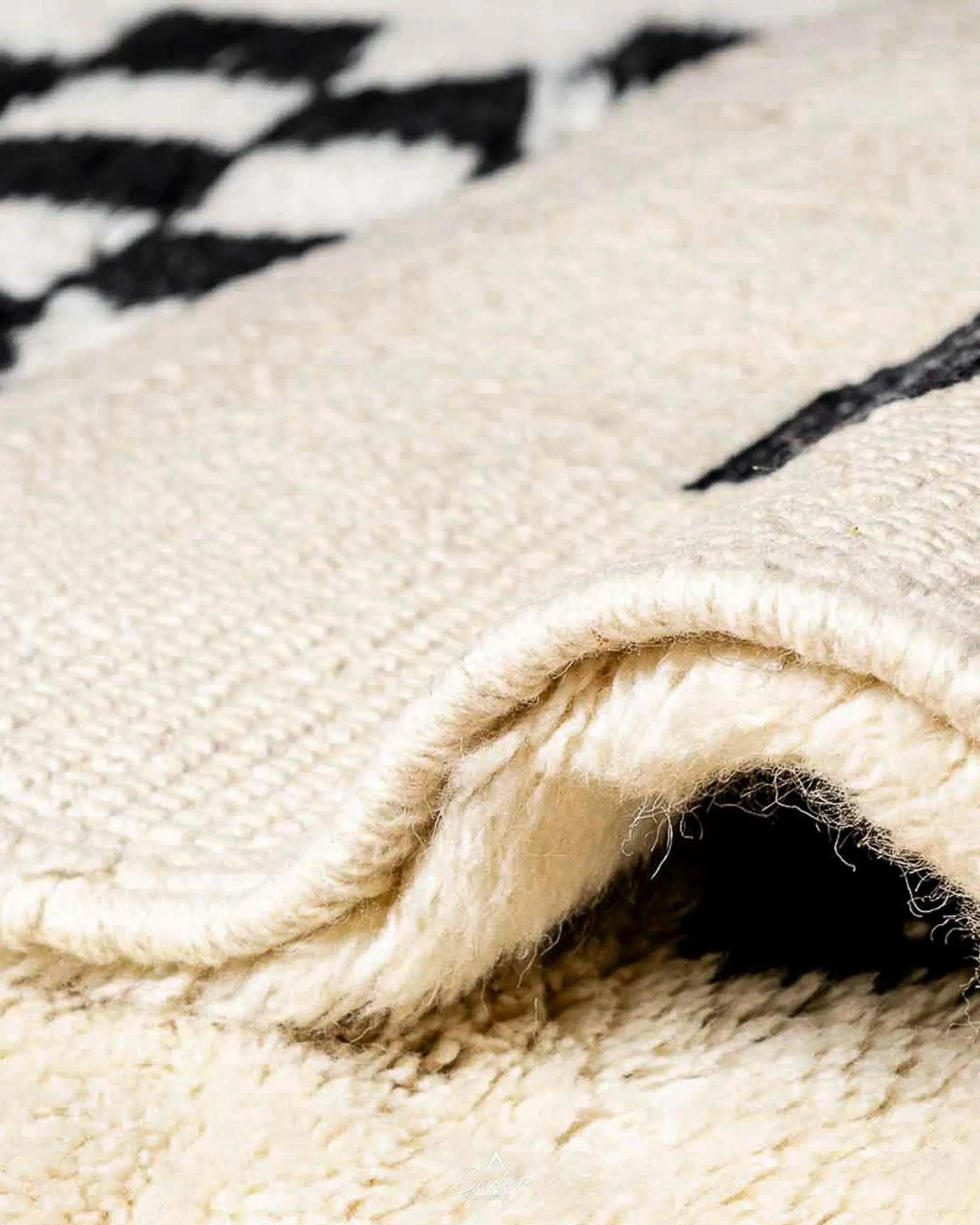 Moroccan Checkered Runner 3 X 5 Ft | 90 X 150 Cm / With Tassels / Short (0.4” / 1 cm)