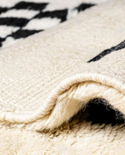 Moroccan Checkered Runner 3 X 5 Ft | 90 X 150 Cm / With Tassels / Short (0.4” / 1 cm)