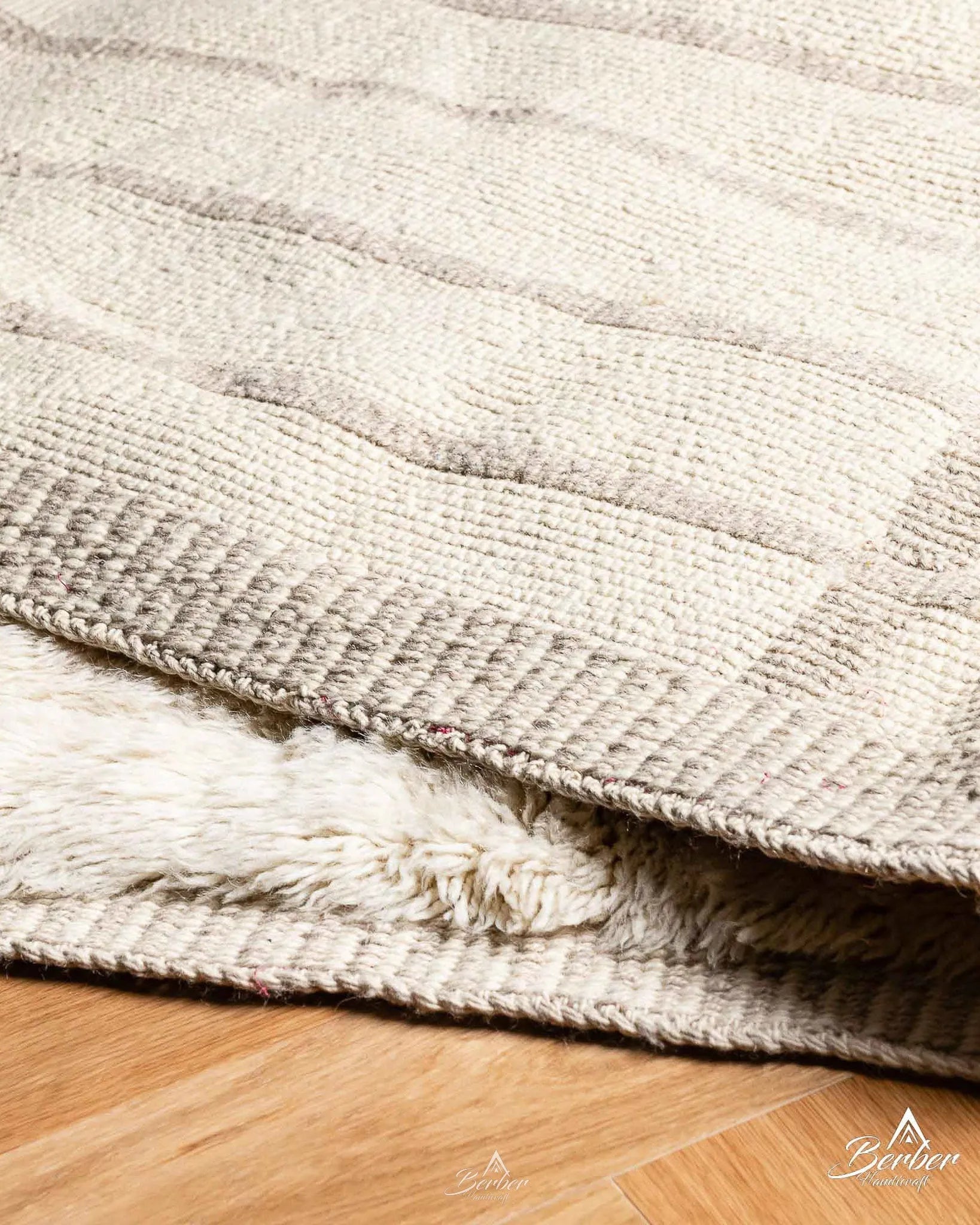 Moroccan Living Room Rug 3 X 5 Ft | 90 X 150 Cm / With Tassels / Short (0.4” / 1 cm)