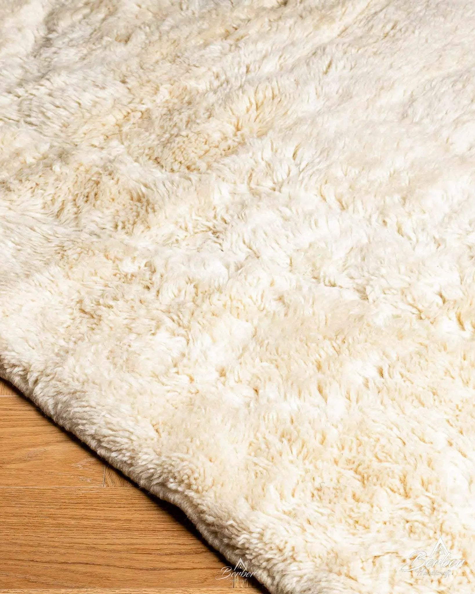 Moroccan Shag Rug 3 X 5 Ft | 90 X 150 Cm / With Tassels / Short (0.4” / 1 cm)