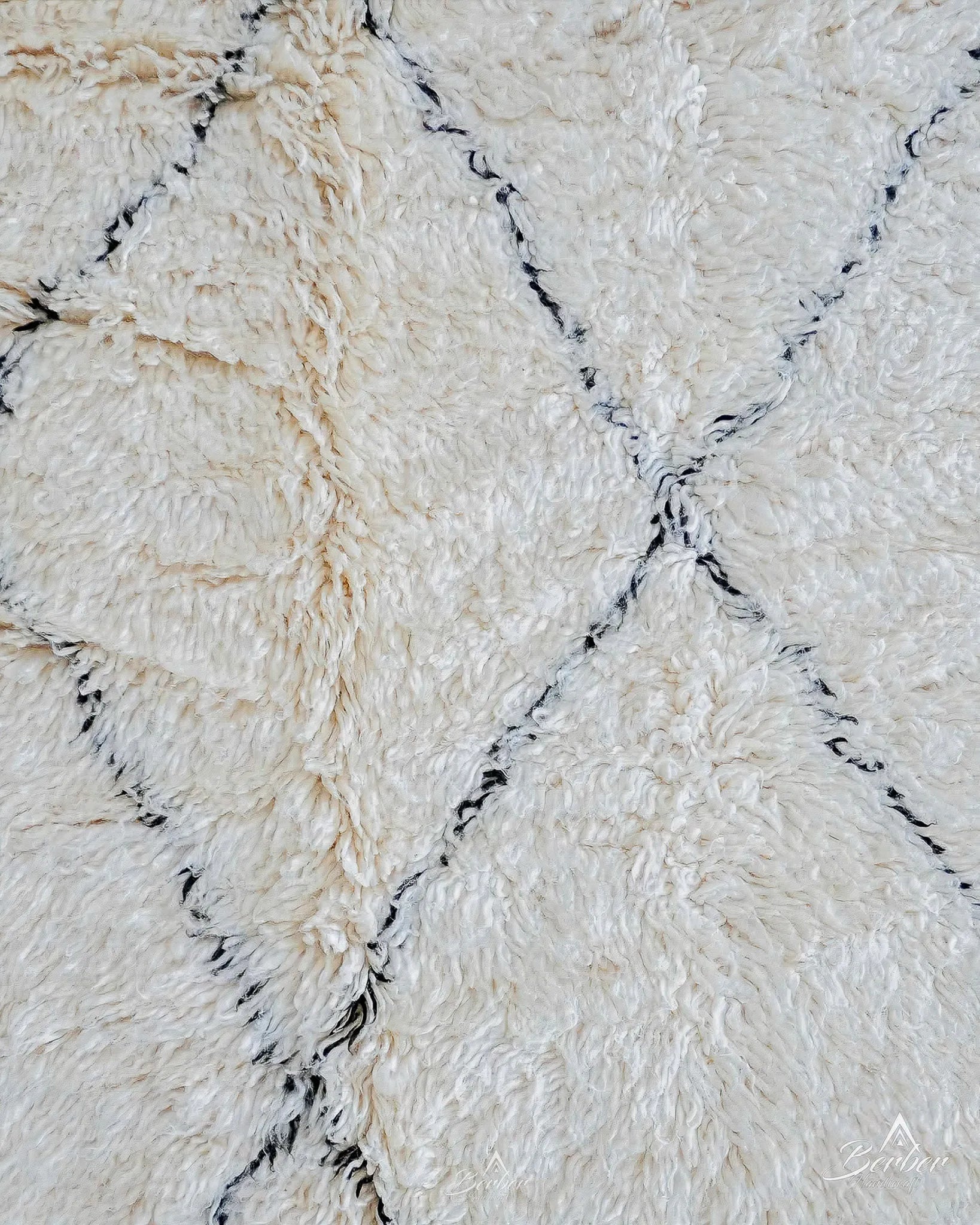 Moroccan Treillis Rug 3 X 5 Ft | 90 X 150 Cm / With Tassels / Short (0.4” / 1 cm)