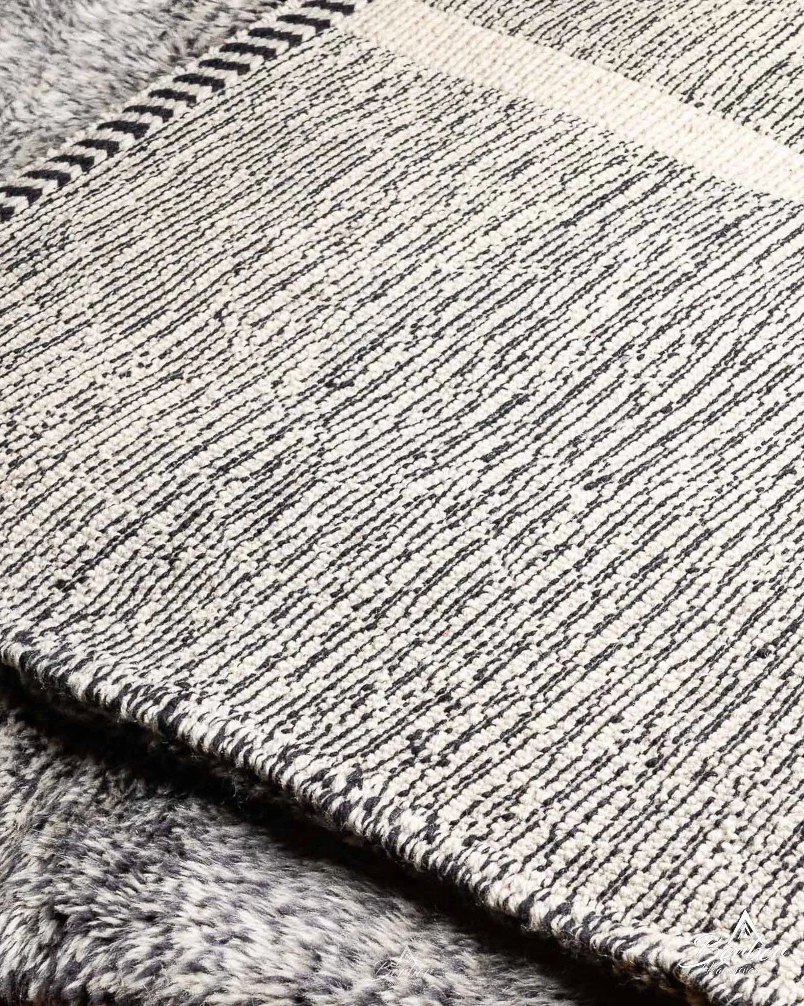 Moroccan Wool Area Rug 3 X 5 Ft | 90 X 150 Cm / With Tassels / Short (0.4” / 1 cm)