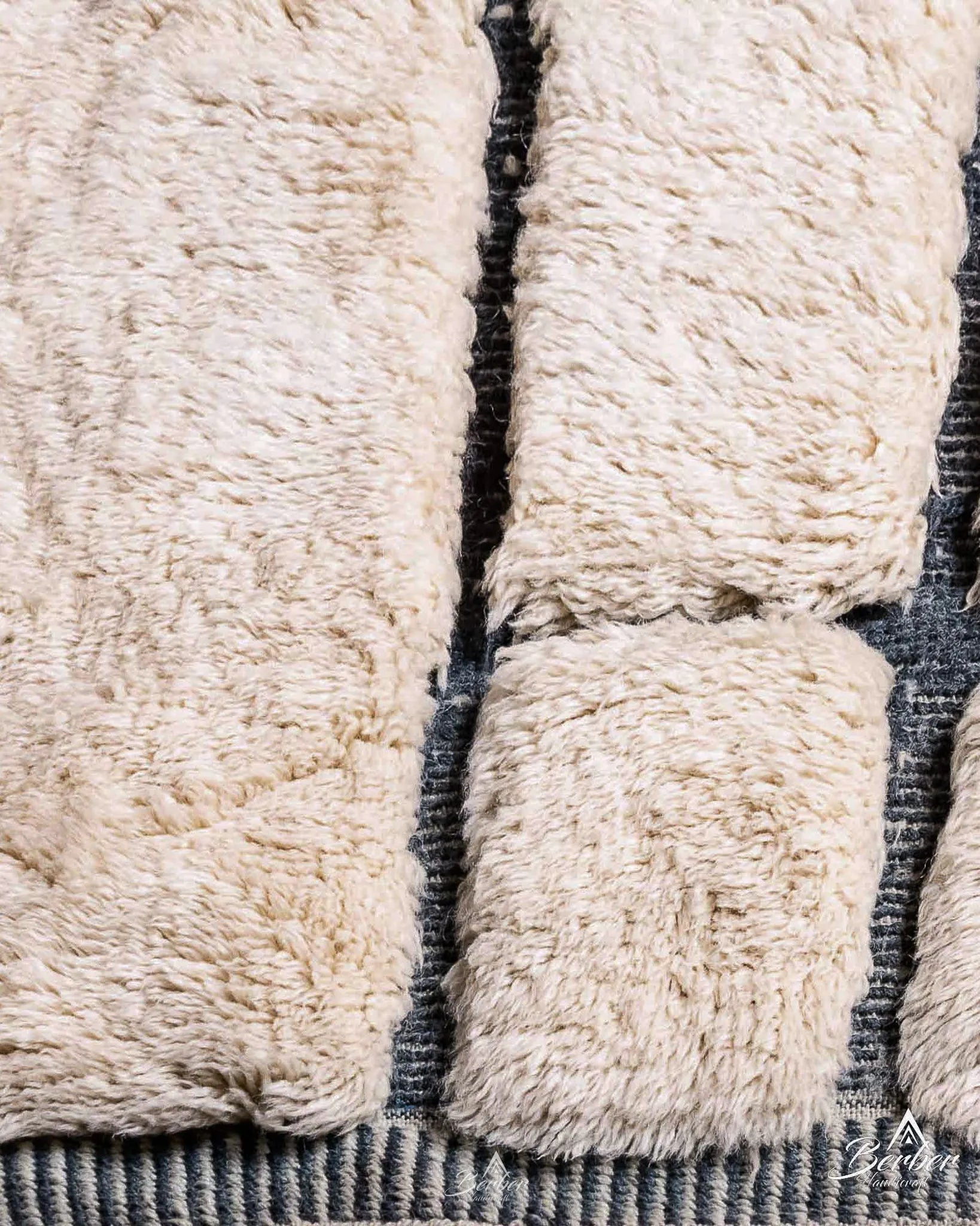 Moroccan Wool Carpet 3 X 5 Ft | 90 X 150 Cm / With Tassels / Short (0.4” / 1 cm)