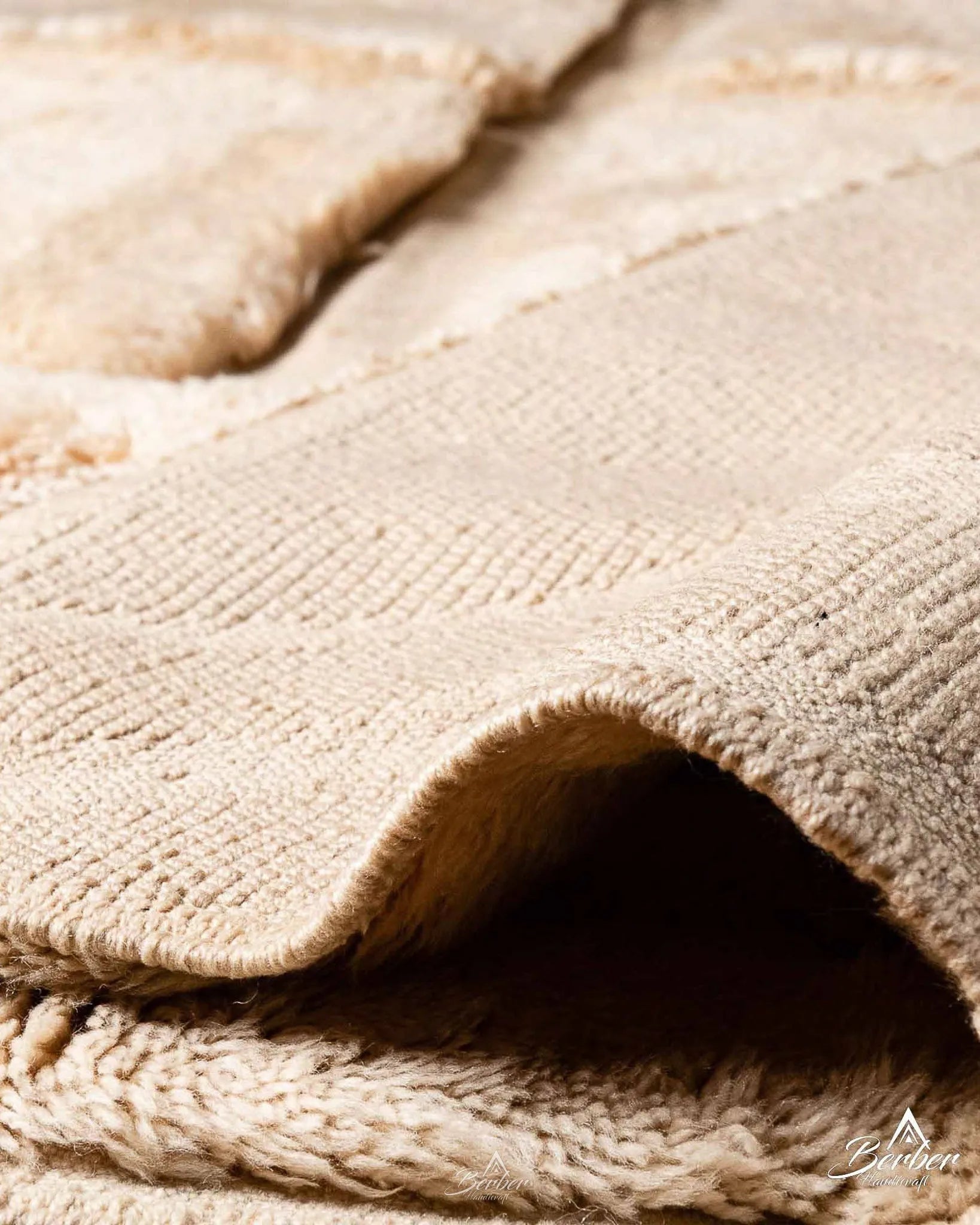 Moroccan Wool Rugs 3 X 5 Ft | 90 X 150 Cm / With Tassels / Short (0.4” / 1 cm)