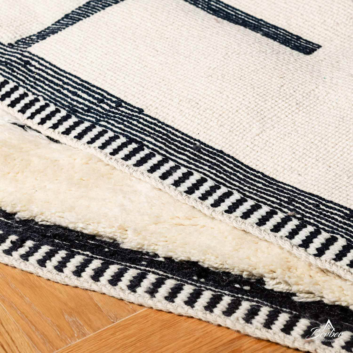 Contemporary Black and White Carpet - Berber Handicraft