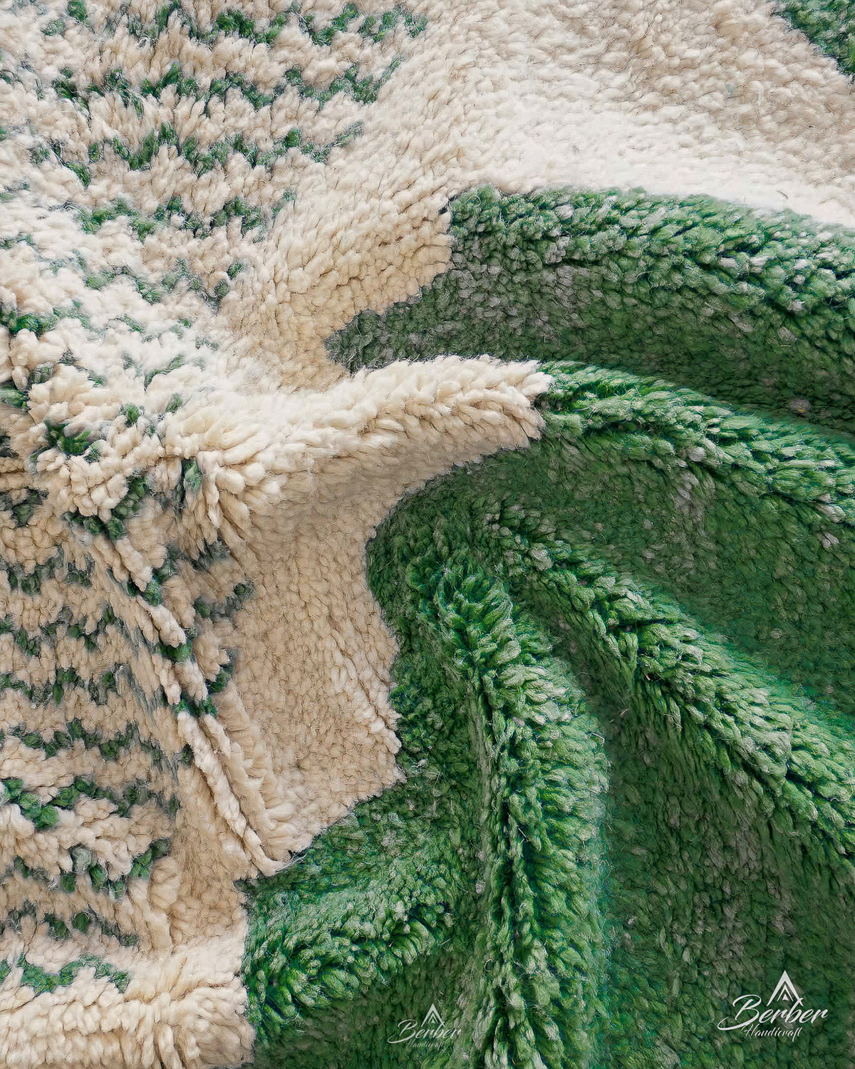 Moroccan Rug Green 3 X 5 Ft | 90 X 150 Cm / With Tassels / Short (0.4” / 1 cm)