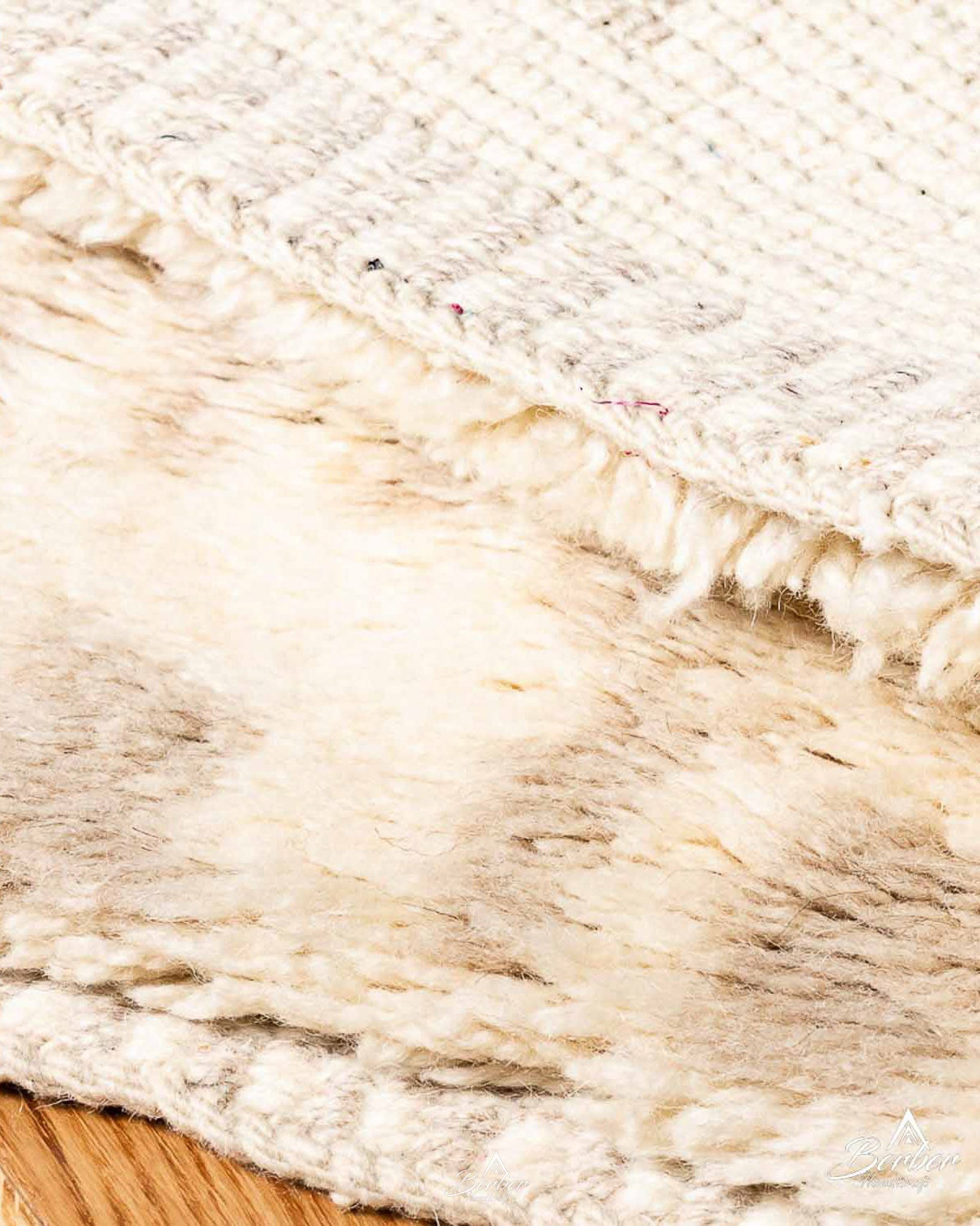 Wool Moroccan Runner 2 X 6 Ft | 60 X 180 Cm / With Tassels / Short (0.4” / 1 cm)