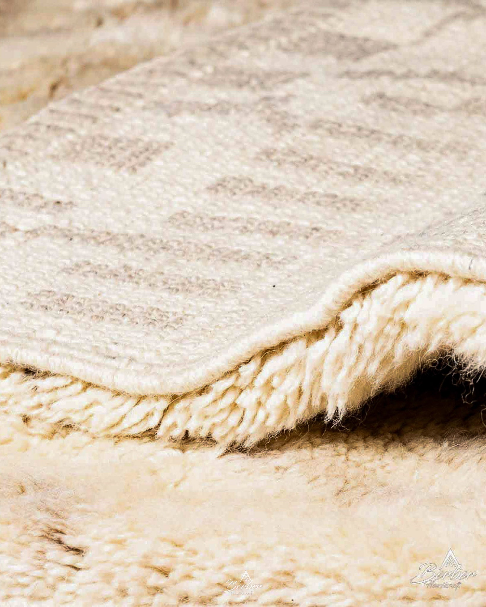 Wool Moroccan Runner 2 X 6 Ft | 60 X 180 Cm / With Tassels / Short (0.4” / 1 cm)