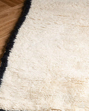 Off White Moroccan Runner Rug 2 X 6 Ft | 60 X 180 Cm / With Tassels / Short (0.4” / 1 cm)
