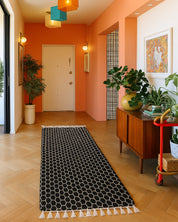 Bold Runner Rug 2 X 6 Ft | 60 X 180 Cm / With Tassels / Short (0.4” / 1 cm)