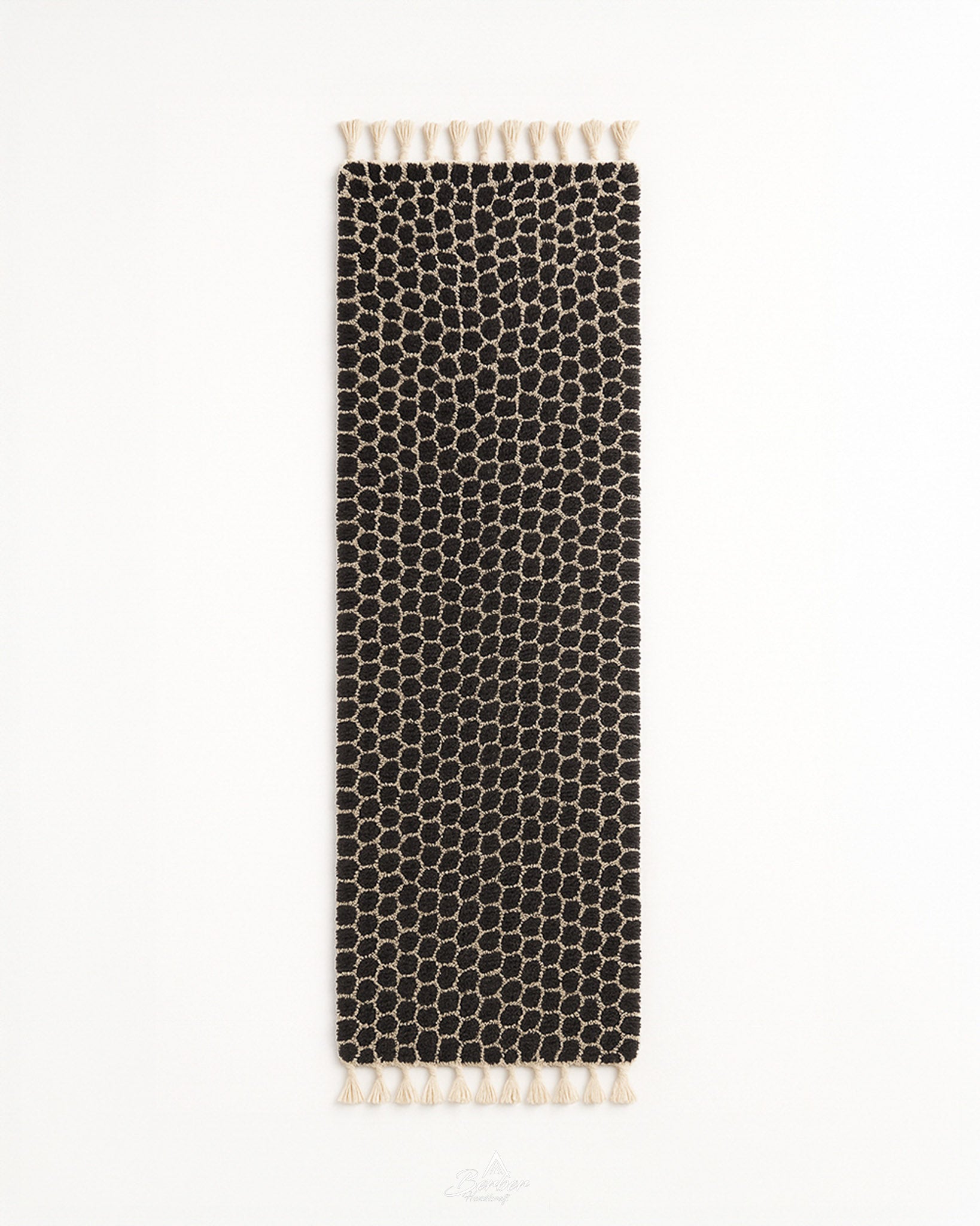 Bold Runner Rug 2 X 6 Ft | 60 X 180 Cm / With Tassels / Short (0.4” / 1 cm)