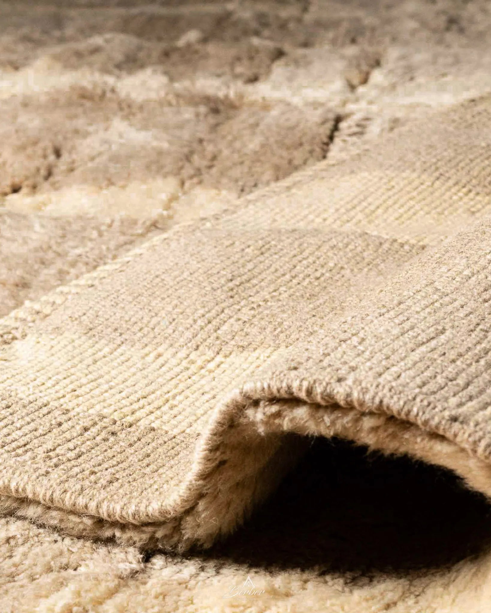 Neutral Beni Ourain Rug 3 X 5 Ft | 90 X 150 Cm / With Tassels / Short (0.4” / 1 cm)