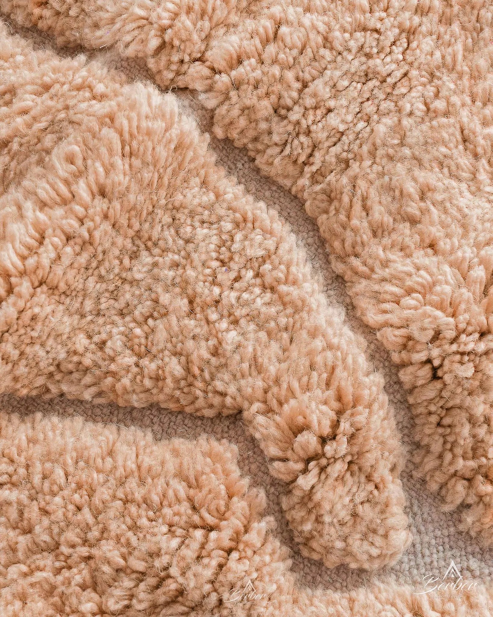 Peach Beni Ourain Rug 3 X 5 Ft | 90 X 150 Cm / With Tassels / Short (0.4” / 1 cm)