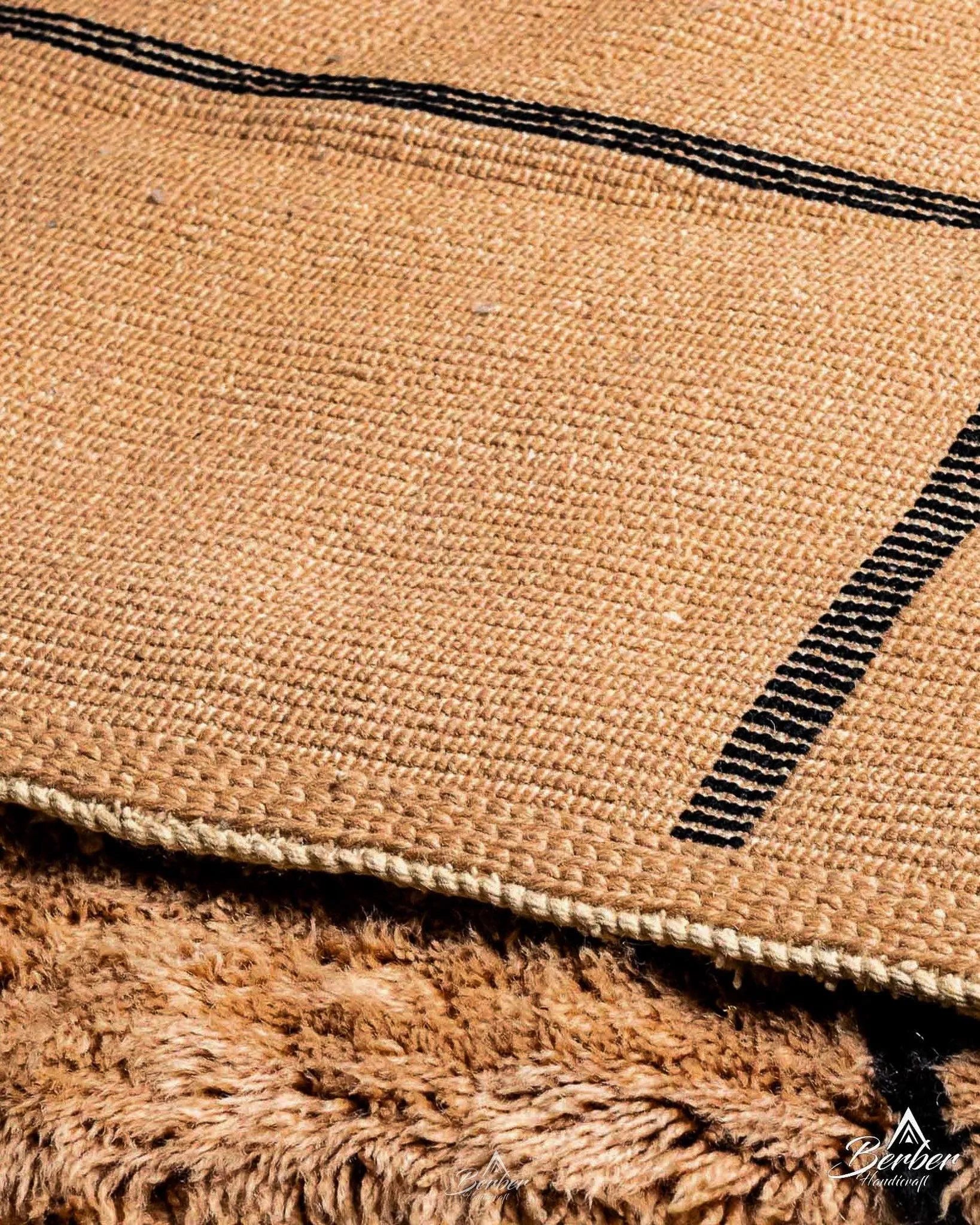 Peach Grid Berber Rug 3 X 5 Ft | 90 X 150 Cm / With Tassels / Short (0.4” / 1 cm)
