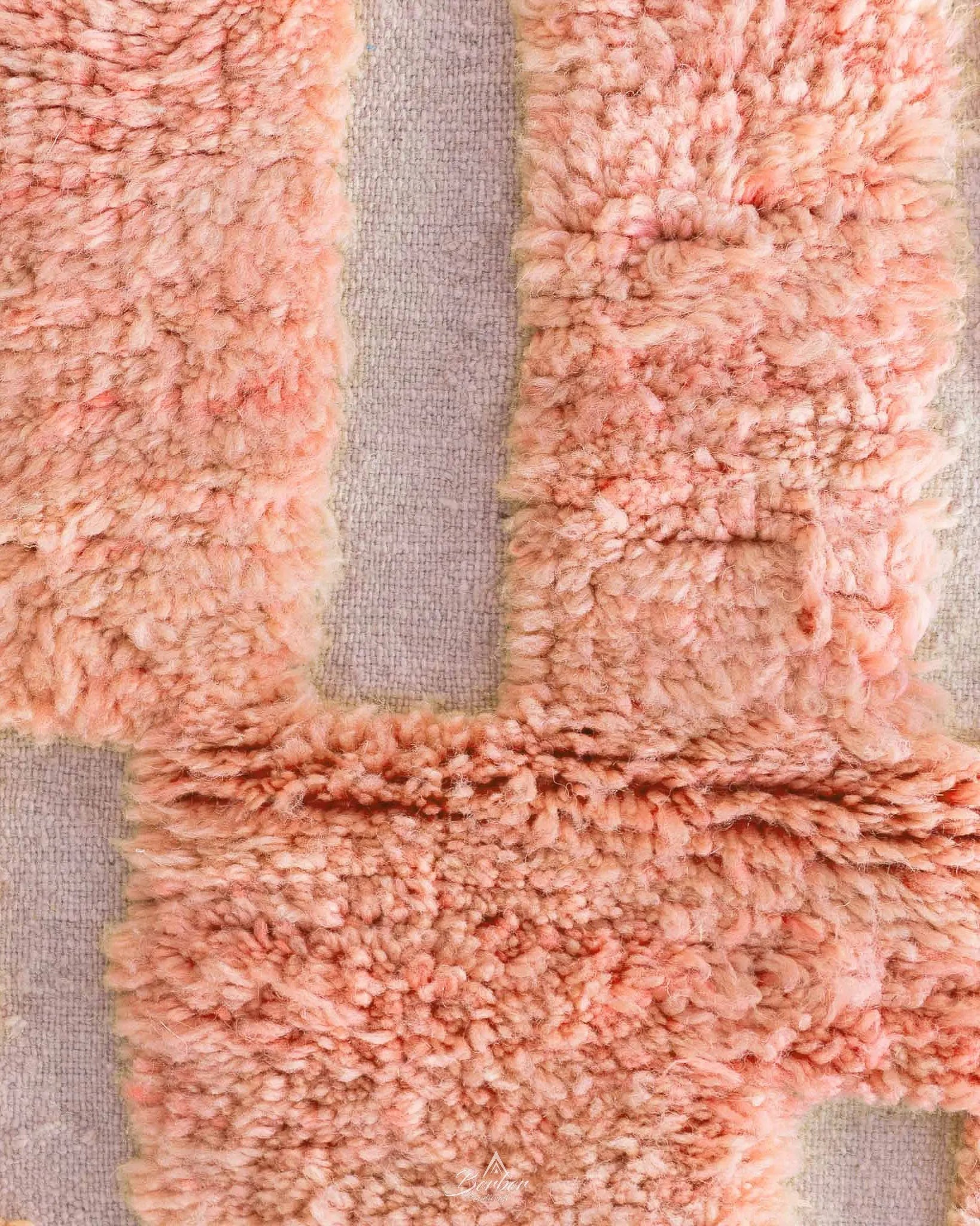 Peach Moroccan Wool Rug 3 X 5 Ft | 90 X 150 Cm / With Tassels / Short (0.4” / 1 cm)