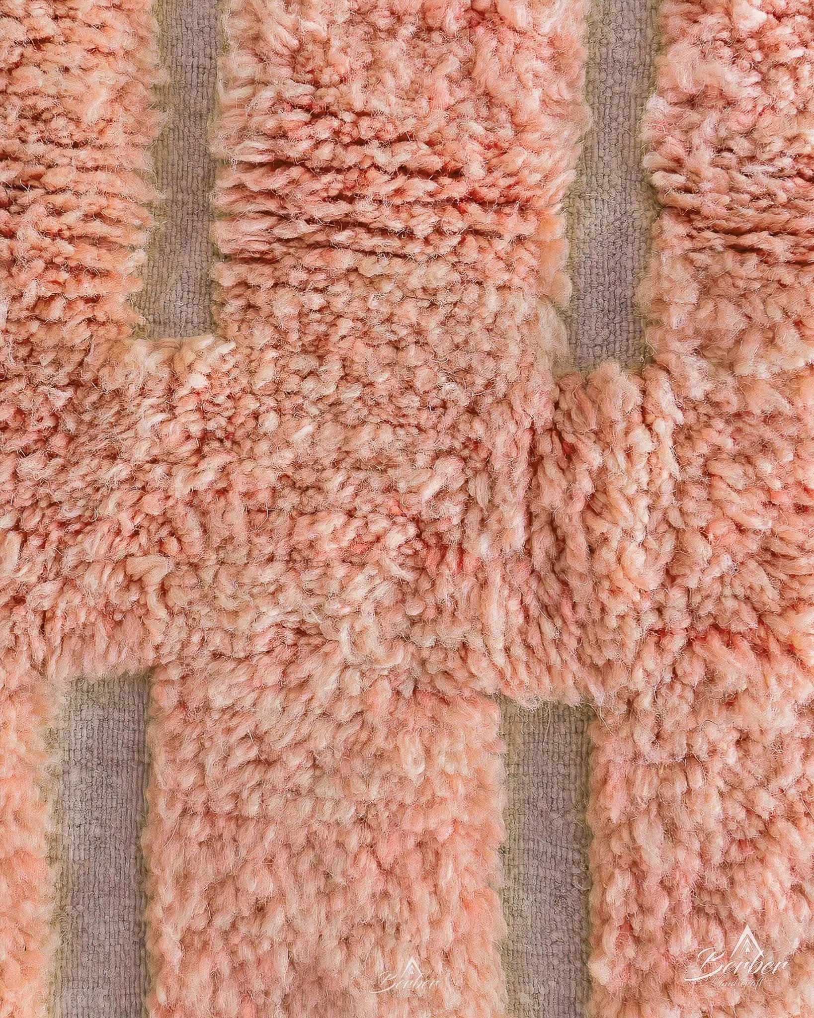 Peach Moroccan Wool Rug 3 X 5 Ft | 90 X 150 Cm / With Tassels / Short (0.4” / 1 cm)