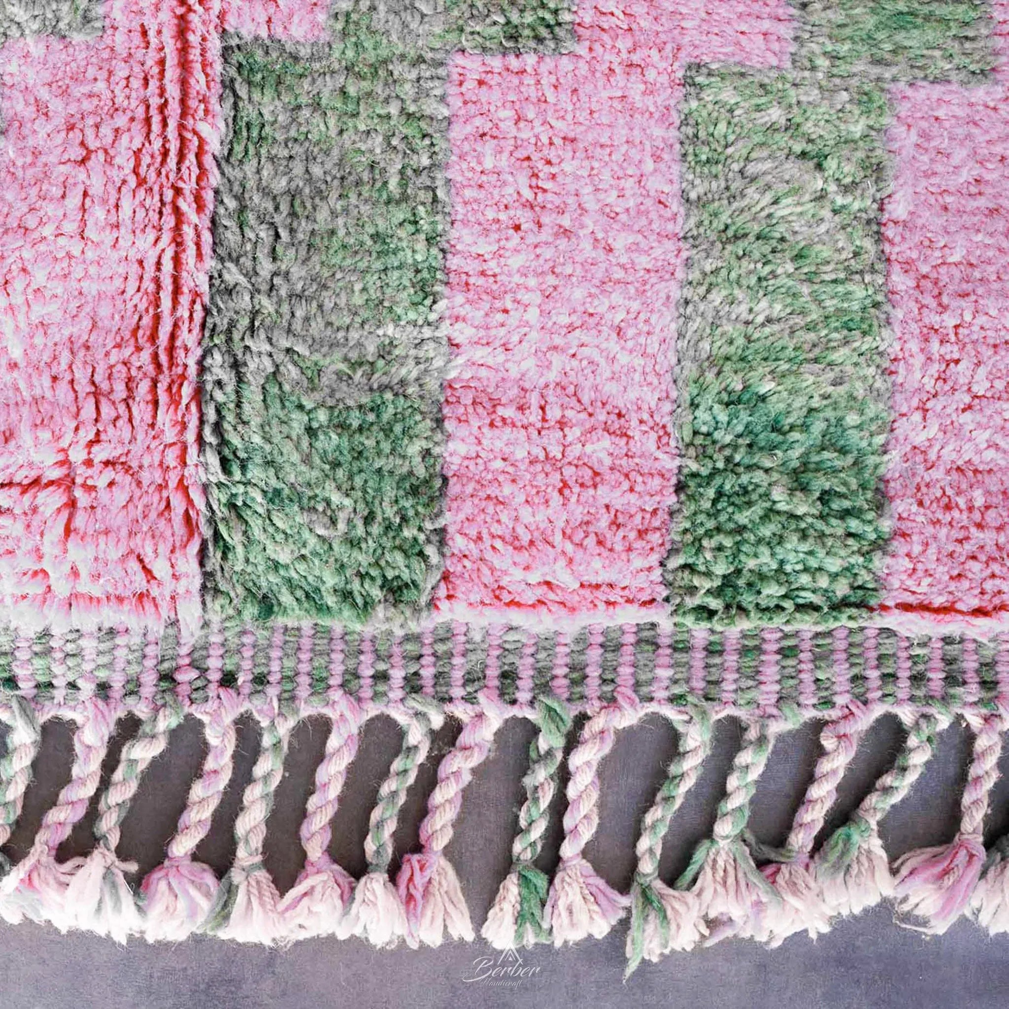 Pink And Green Wool Rug 3 X 5 Ft | 90 X 150 Cm / With Tassels / Short (0.4” / 1 cm)