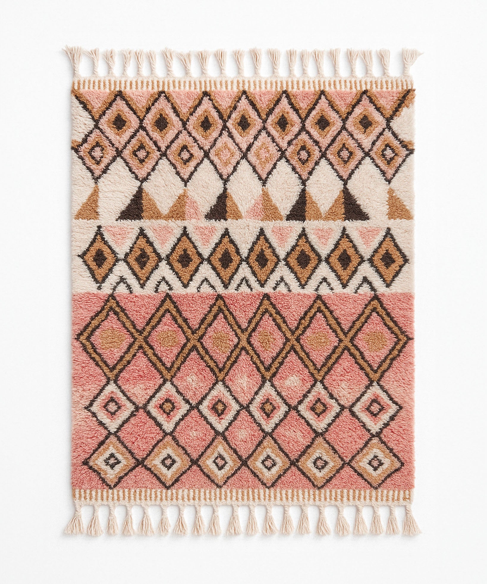 Pink-Azilal-rug-RE32_0615142d-ede3-4df9-bce3-fca872a29835.jpg