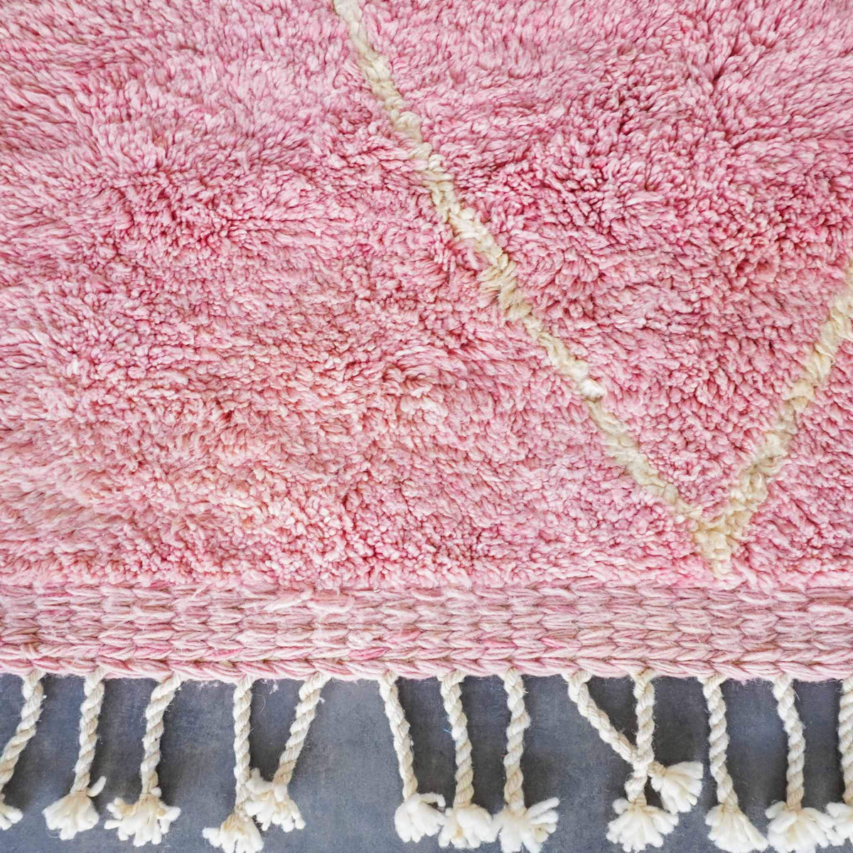 Pink Beni Rug - Berber Handicraft