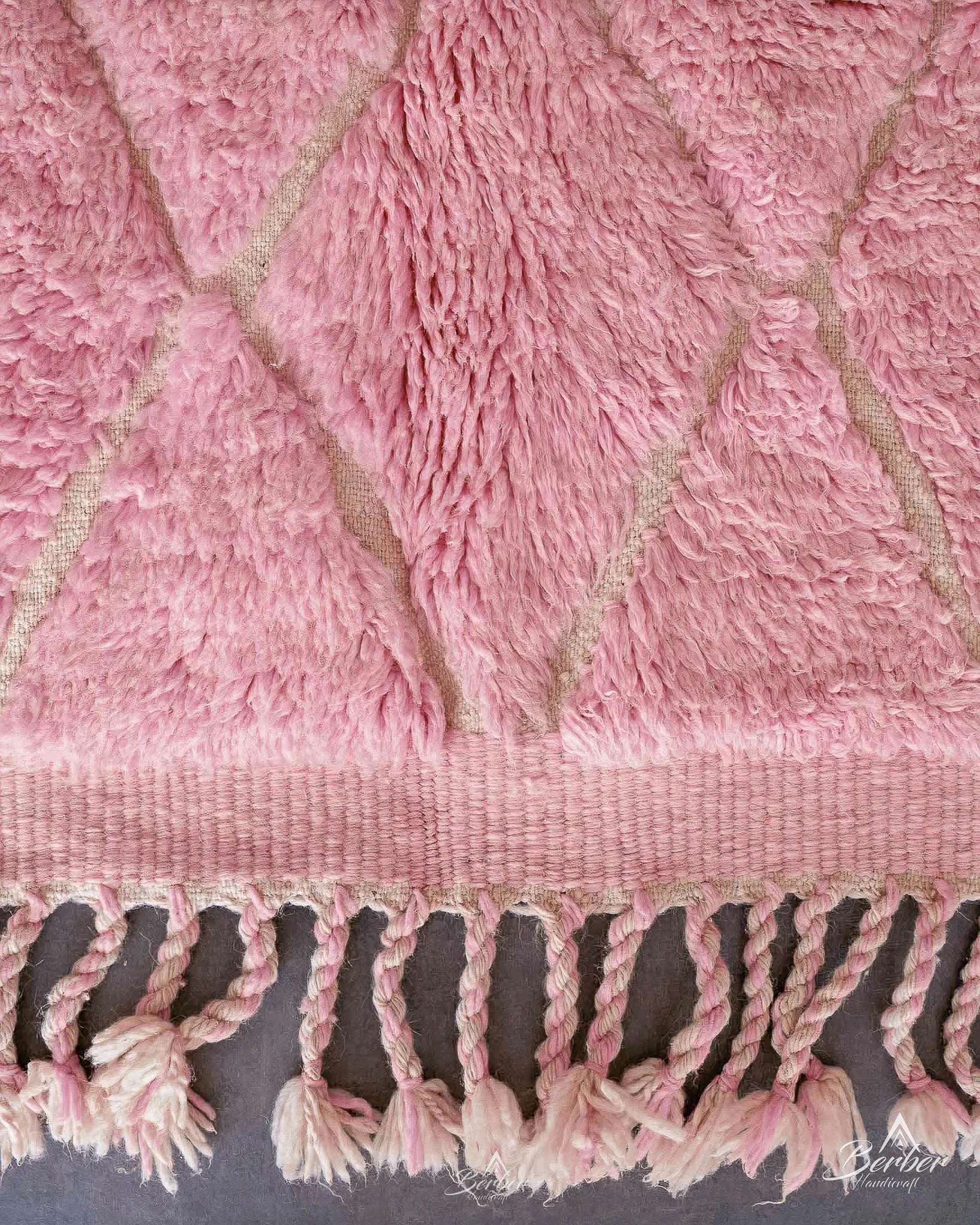 Pink Trellis Rug-Berber Handicraft