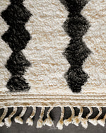 Black and White Berber Rug 3 X 5 Ft | 90 X 150 Cm / With Tassels / Short (0.4” / 1 cm)